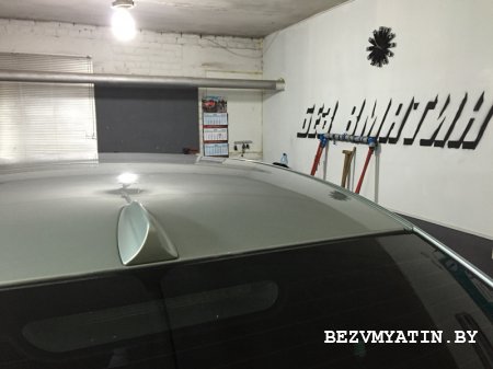 BMW E60 - выправлена вмятина на крыше
