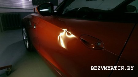BMW Z4 - вмятина на водительской двери